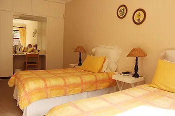 Rivers Edge Guesthouse Port Elizabeth 3*,  África do Sul
